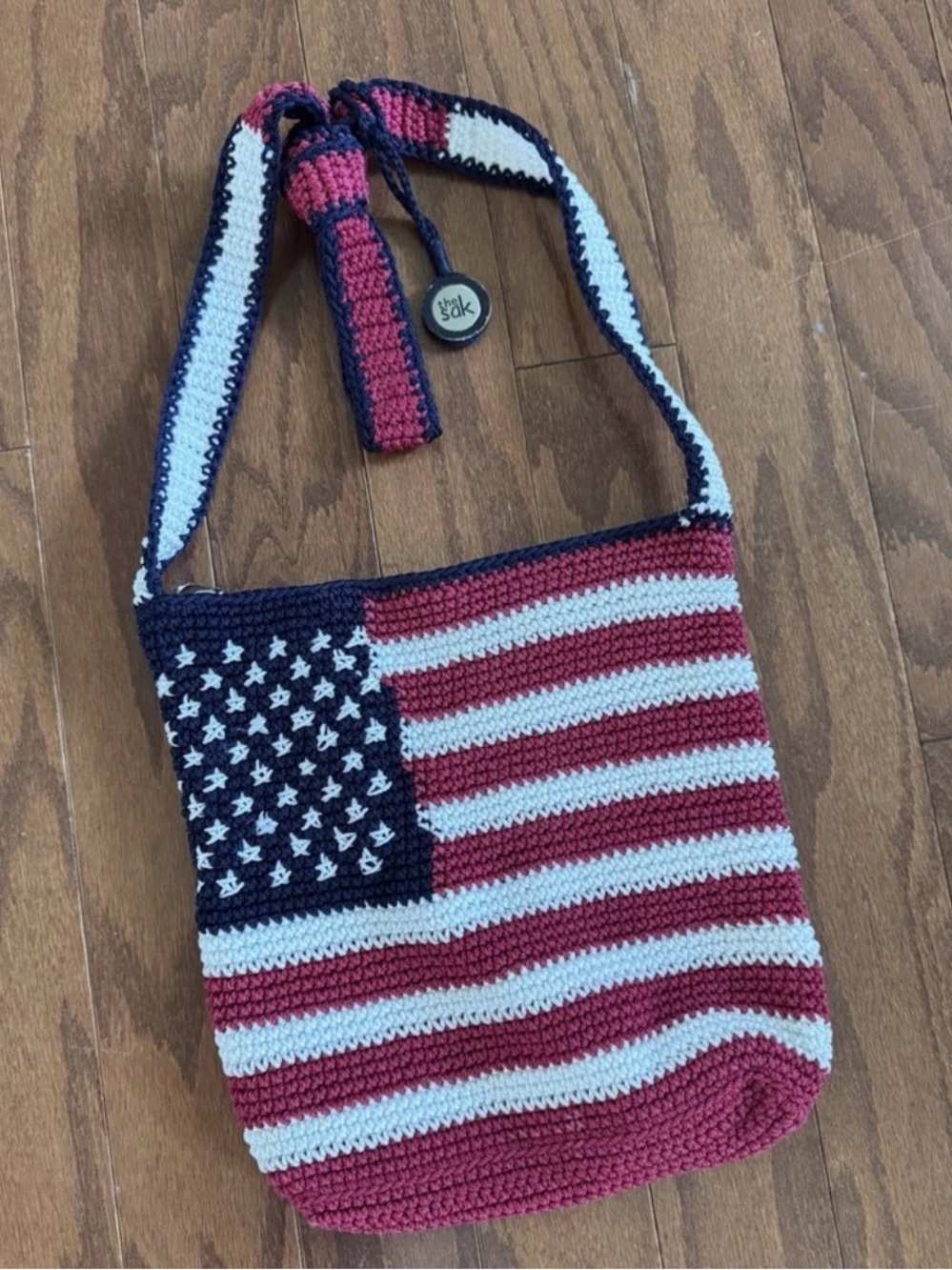 THE SAK AMERICAN FLAG PATRIOTIC RED WHITE AN BLUE SMALL BAG